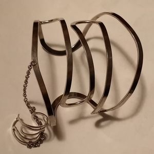 Wrist and ring cuff duo